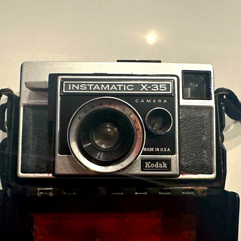 Vintage Kodiak Instamatic Camera